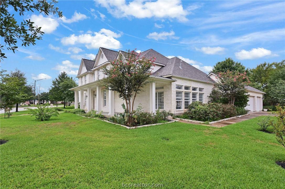 College Station, TX 77845,5205 St Andrews DR