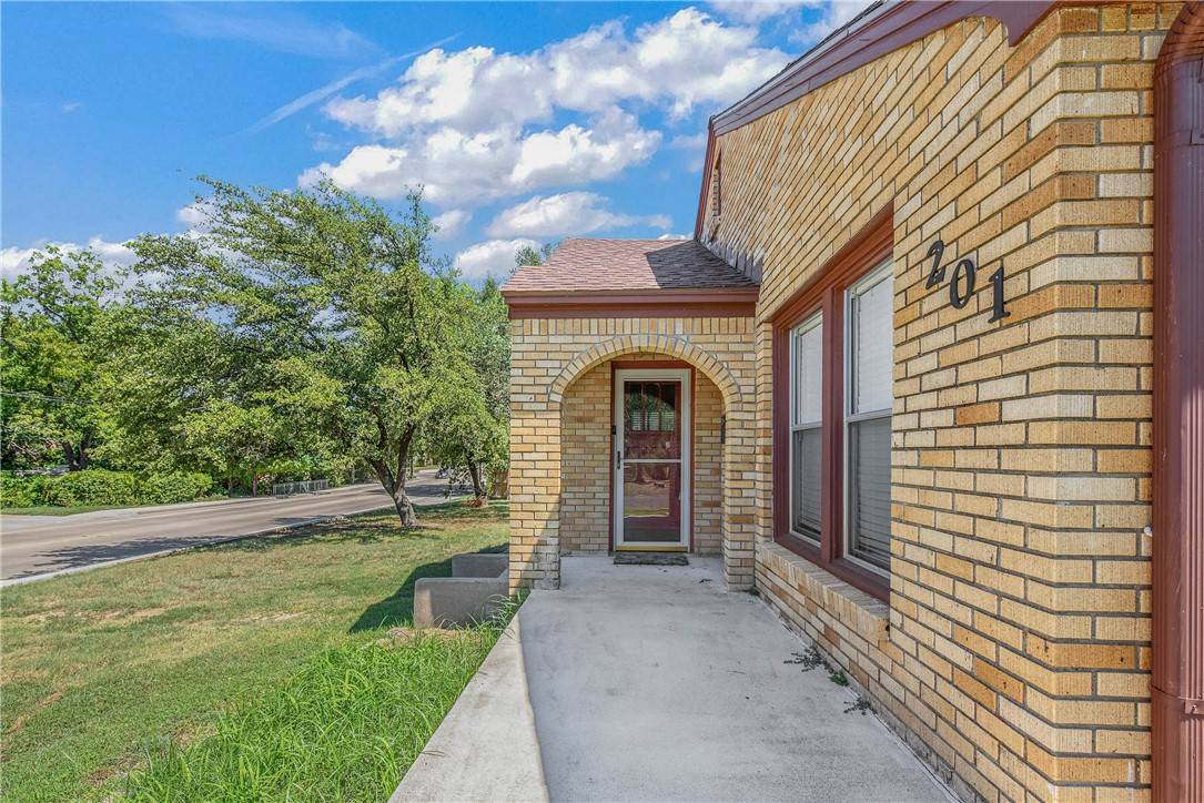 Bryan, TX 77803,201 N Coulter DR