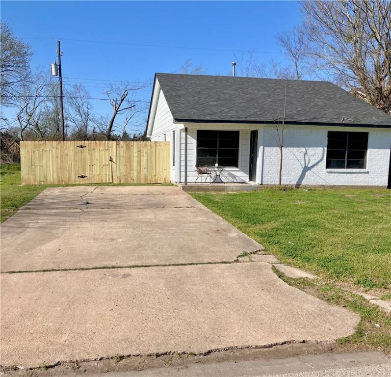 Bryan, TX 77803,1104 Bittle LN