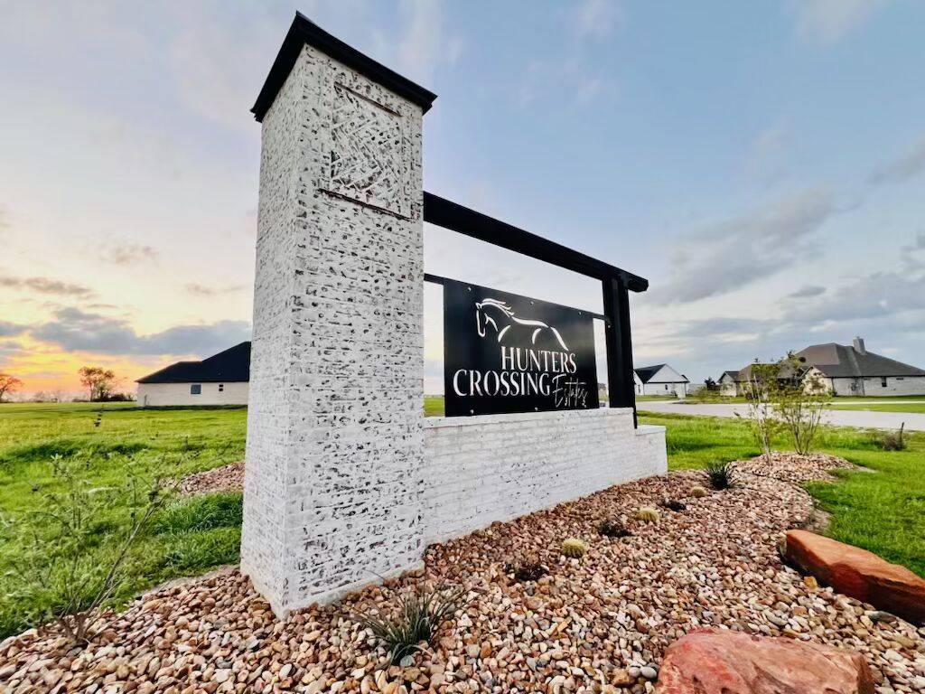 Bryan, TX 77808,6354 Hunters Crossing Trail