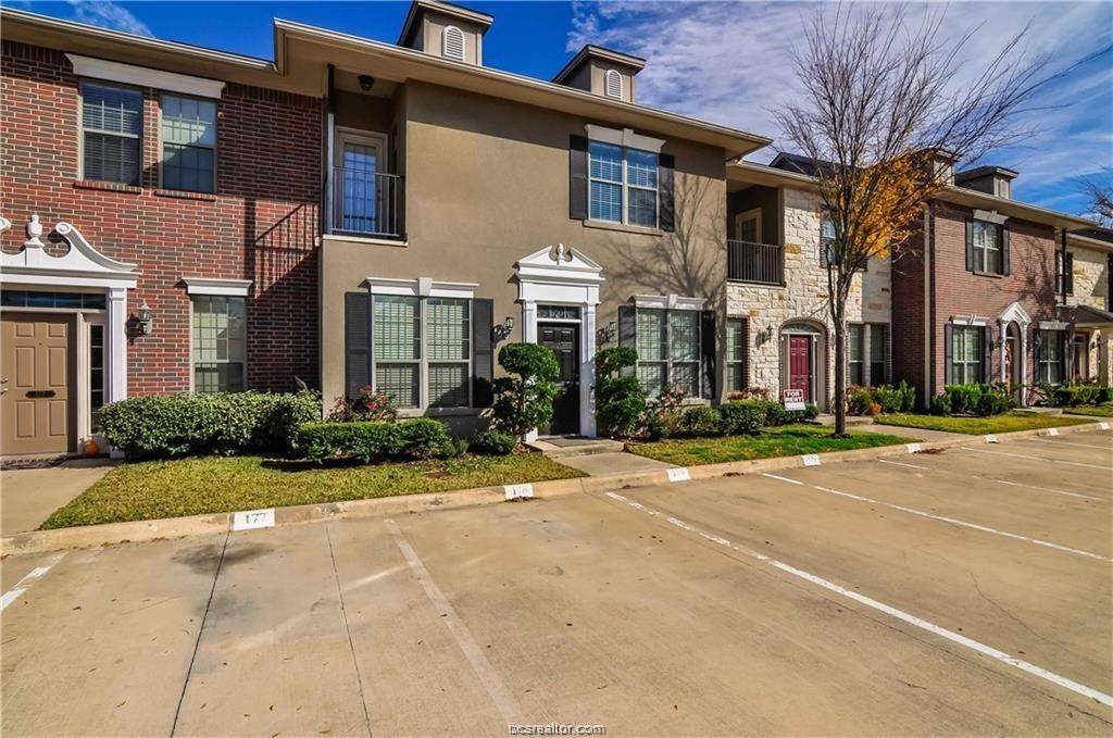 College Station, TX 77840,211 Forest DR #Room B and C