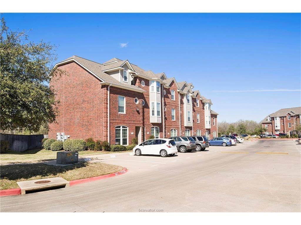 College Station, TX 77840,305 Holleman DR E #601