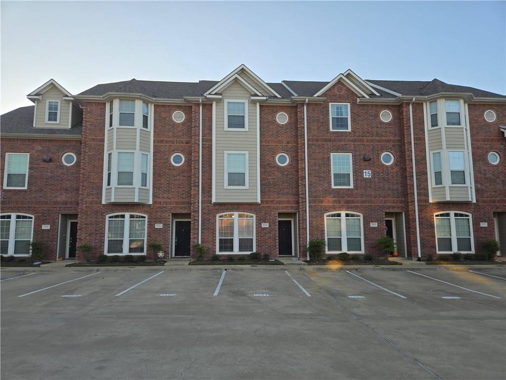 College Station, TX 77840,305 Holleman DR E #1503