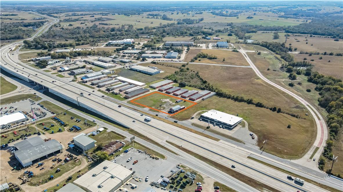 Brenham, TX 77833,1806 Highway 290 E