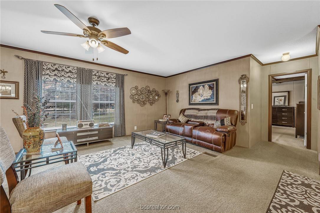 Somerville, TX 77879,437 Barbara LN