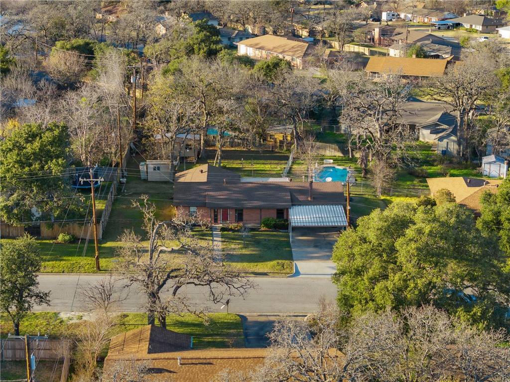 Bryan, TX 77802,902 Mitchell ST