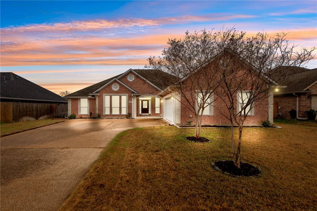 Bryan, TX 77808,2702 Colony Creek DR