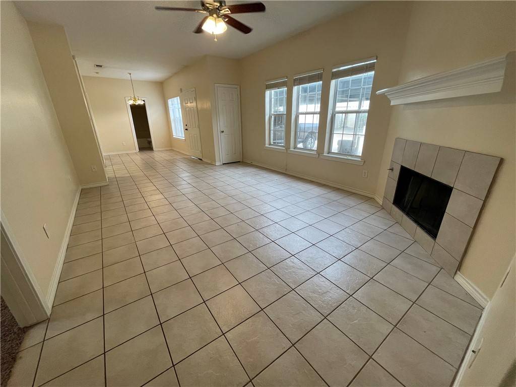 College Station, TX 77840,622 Holleman DR