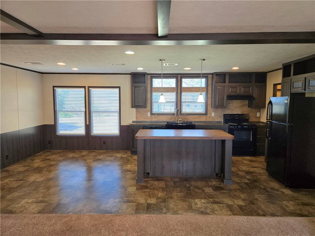 Somerville, TX 77879,409 Birch Hill LN