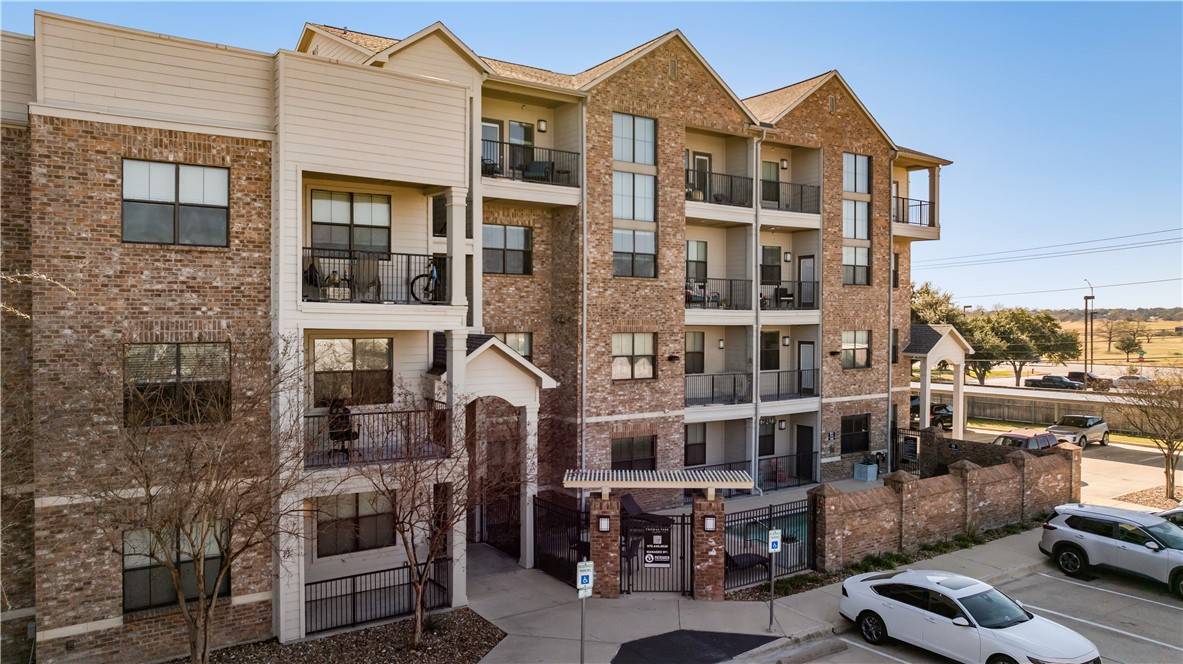 College Station, TX 77840,1026 Foster AVE #205