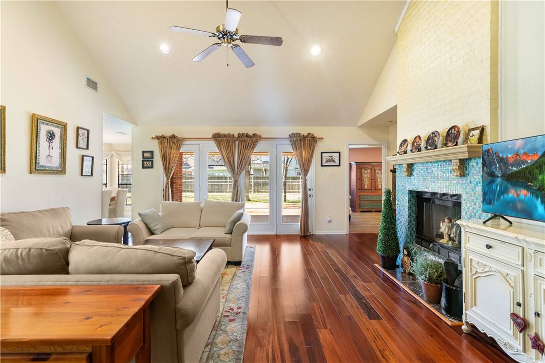 College Station, TX 77845,3002 Welsh AVE