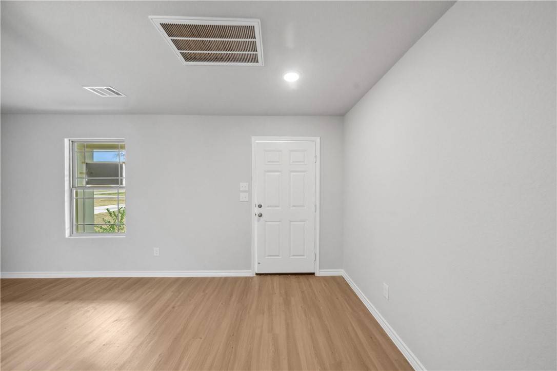Hempstead, TX 77445,515 16th ST
