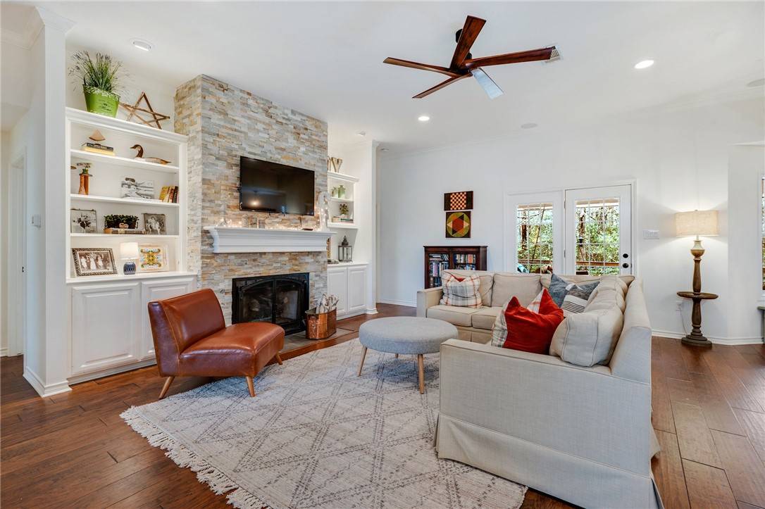 College Station, TX 77845,9004 Timber Knoll DR