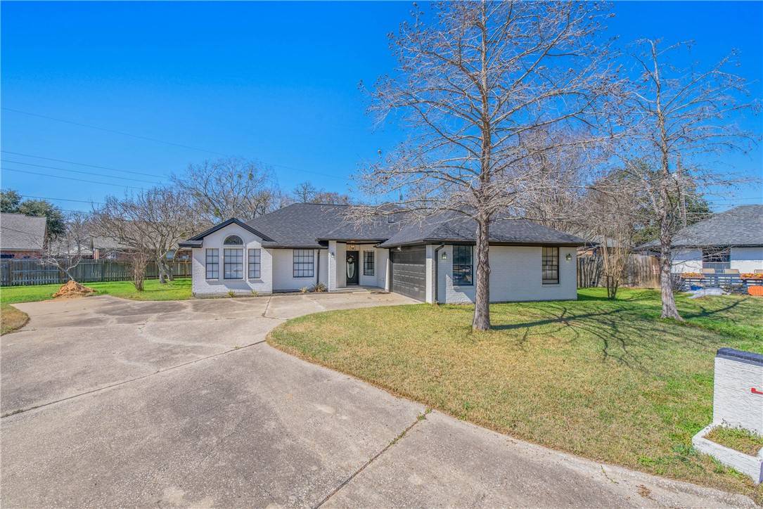 Bryan, TX 77807,2112 Sleepy Hollow LN