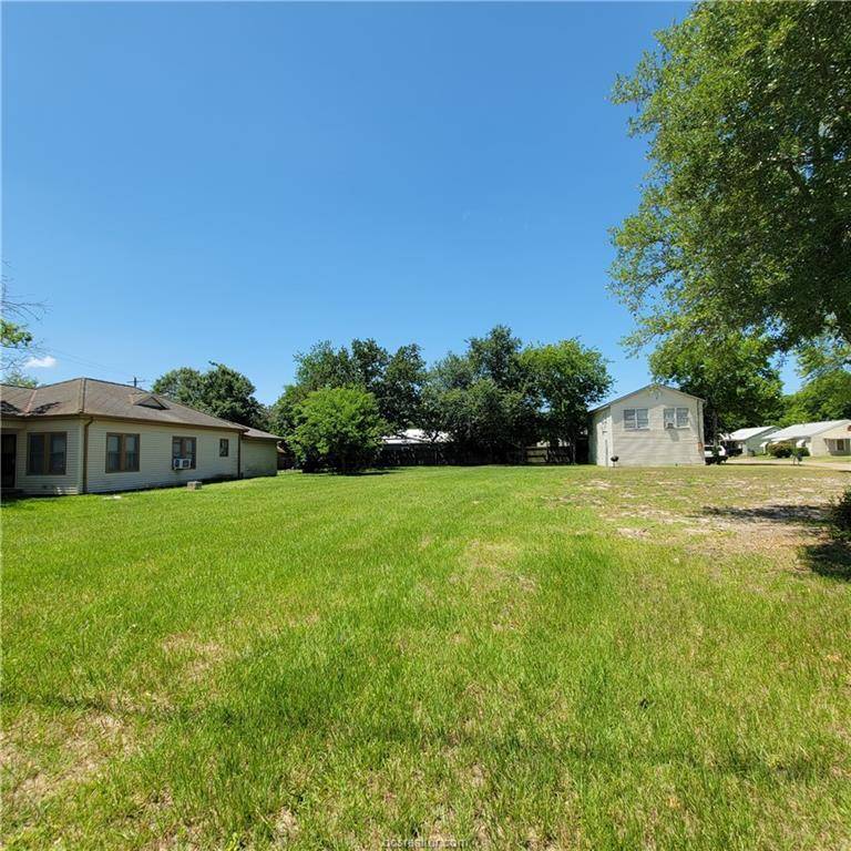 Bryan, TX 77801,2700 & 2704 Maloney AVE