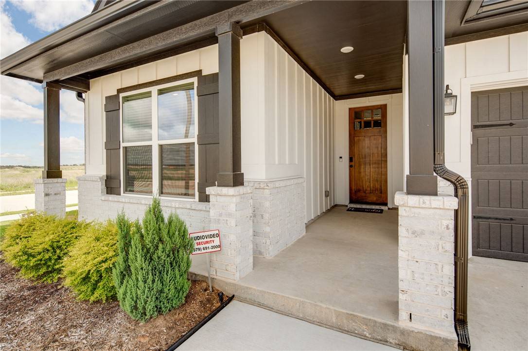 College Station, TX 77845,6201 Rockford DR