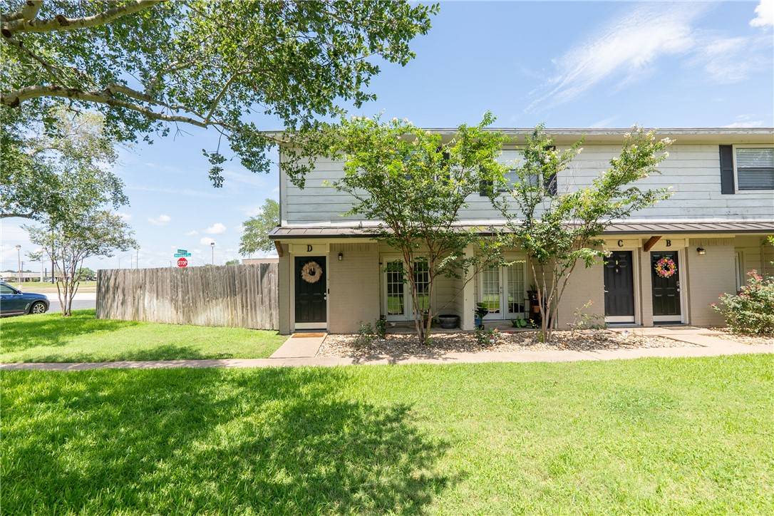 College Station, TX 77845,1410 Summit ST #D