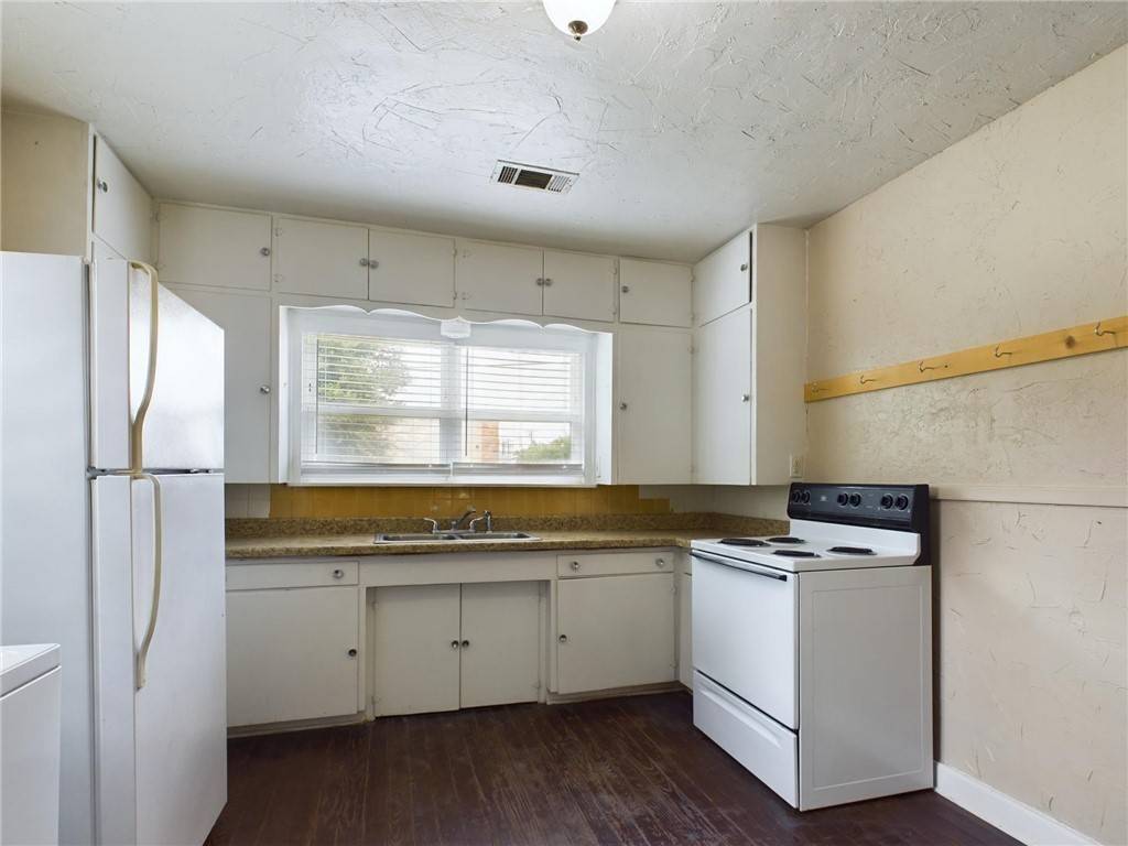 Bryan, TX 77801,3812 Old College RD