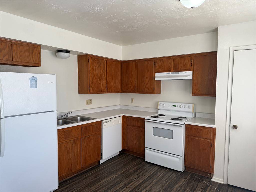 College Station, TX 77840,1000 Autumn #D