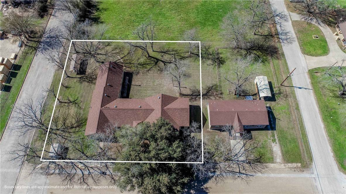 Caldwell, TX 77836,1502 W 9th ST