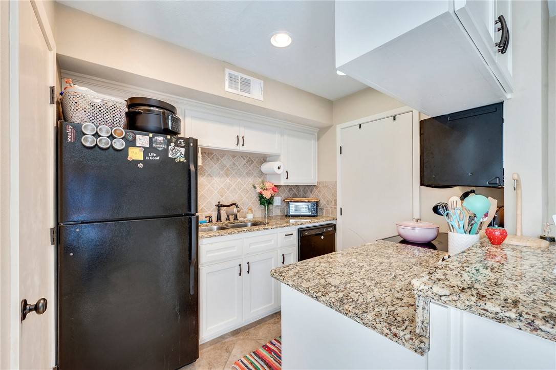 Bryan, TX 77802,4513 Carter Creek Pkwy #7