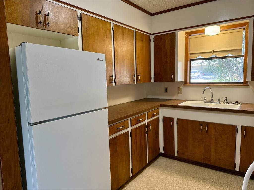 Navasota, TX 77868,807 Horlock Street