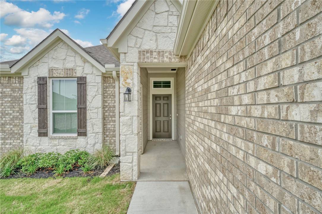 College Station, TX 77845,6226 Rockford DR