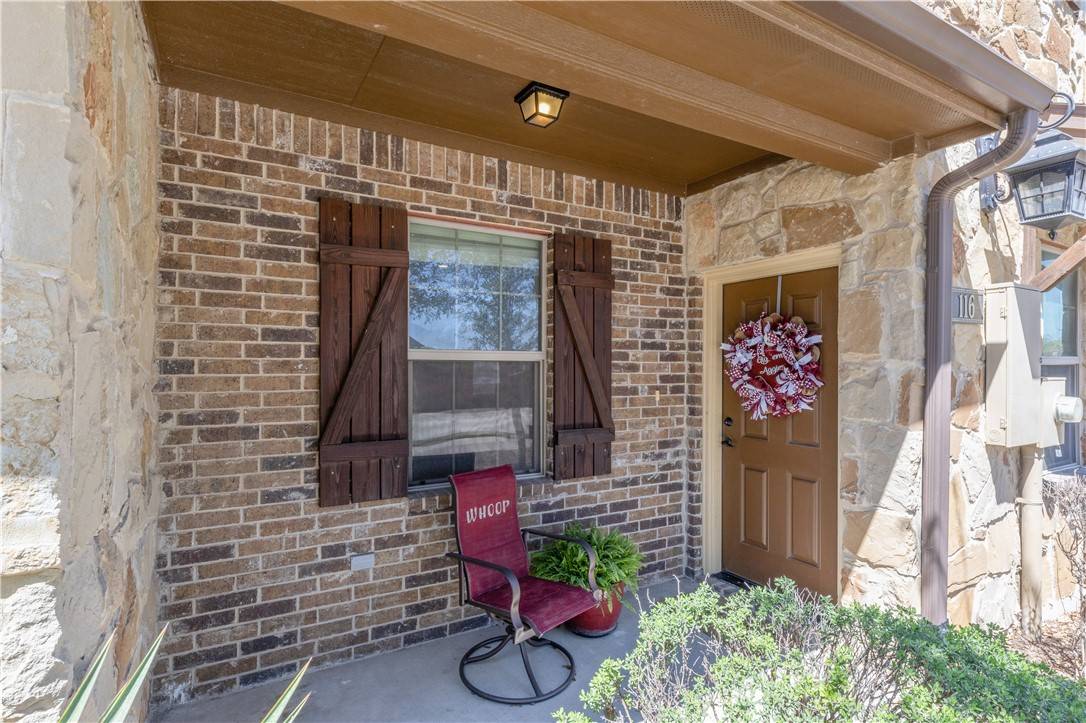 College Station, TX 77845,116 Tang Cake DR