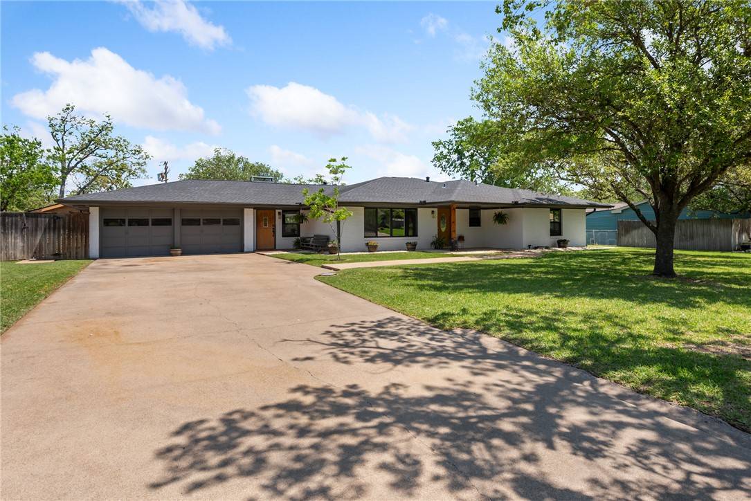Bryan, TX 77802,2107 Elmwood DR