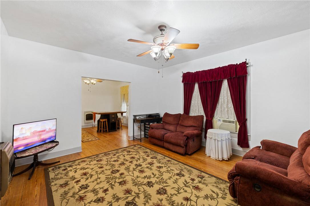 College Station, TX 77845,11194 Hickory RD