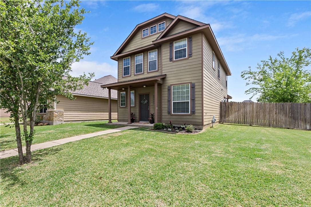 Bryan, TX 77807,2002 Turning Leaf DR
