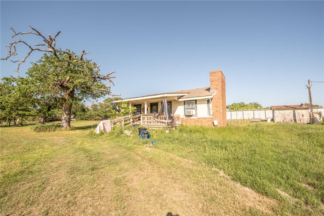 Somerville, TX 77879,103 Leaning Oaks ST