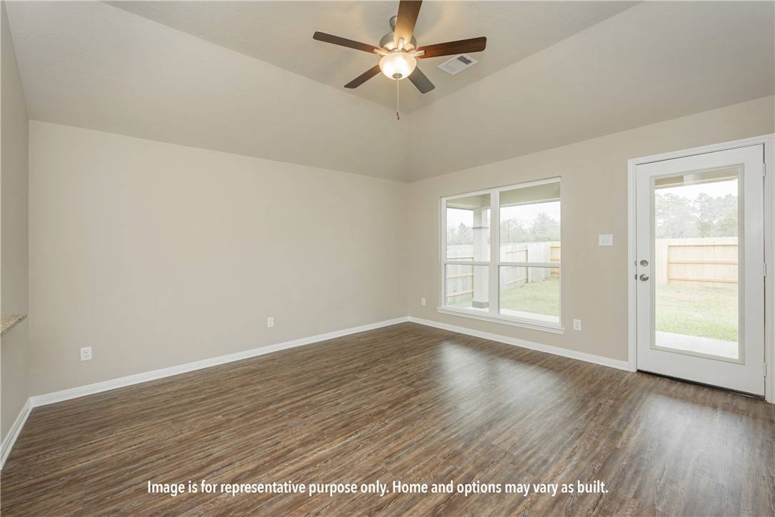 Caldwell, TX 77836,301 Whaley ST
