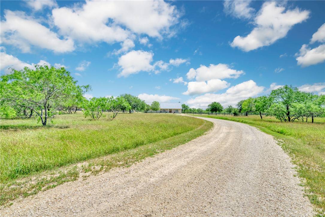 Other, TX 78614,1035 County Rd 112