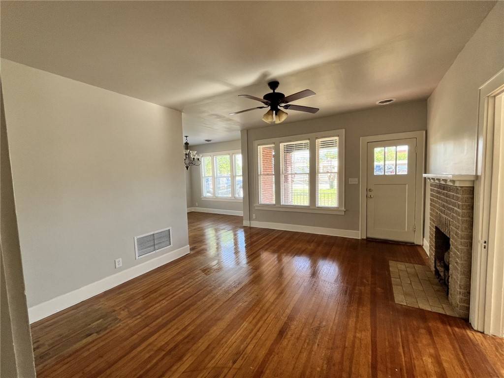 Bryan, TX 77803,303 W 30th ST