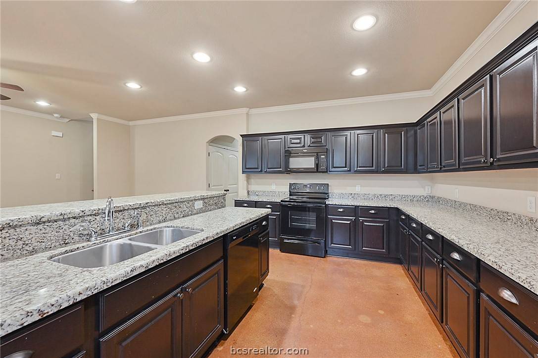 College Station, TX 77845,128 Kimber LN