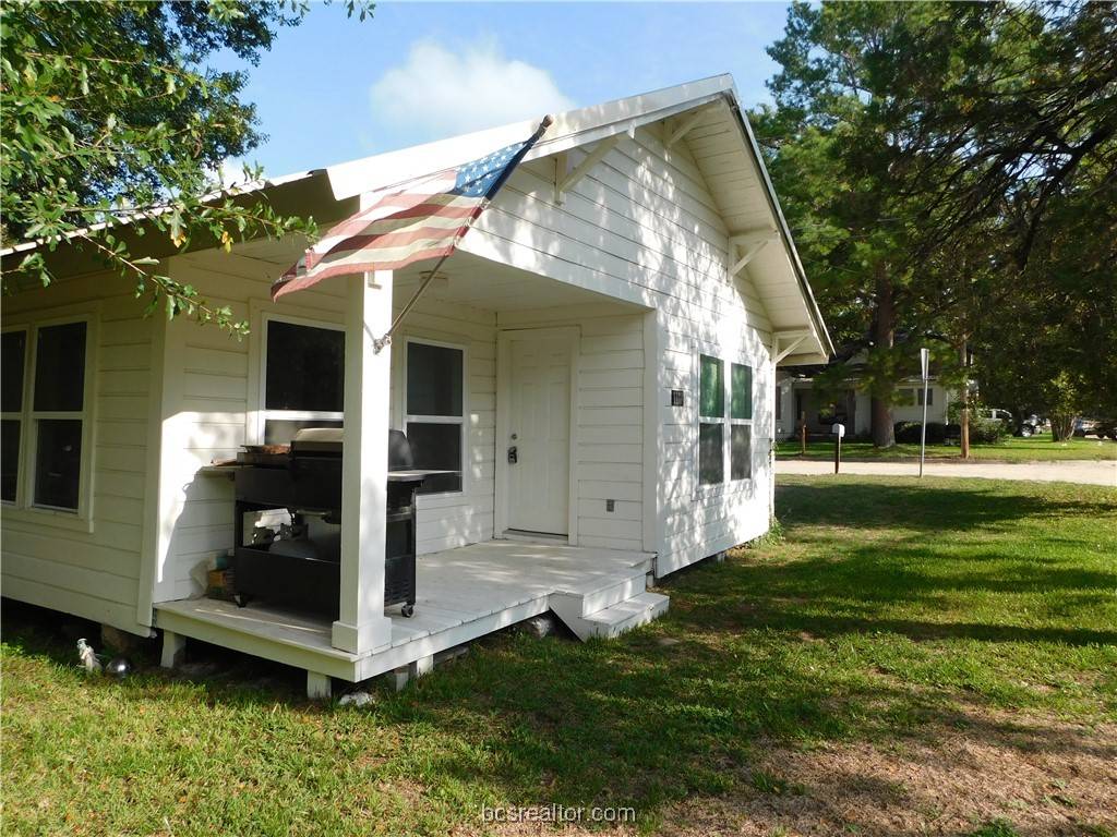 Navasota, TX 77868,1117 Sycamore ST