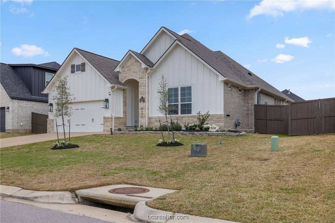 Bryan, TX 77802,4334 Fox River LN