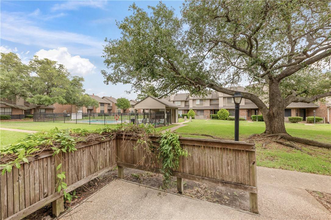 College Station, TX 77845,2400 Longmire DR #504