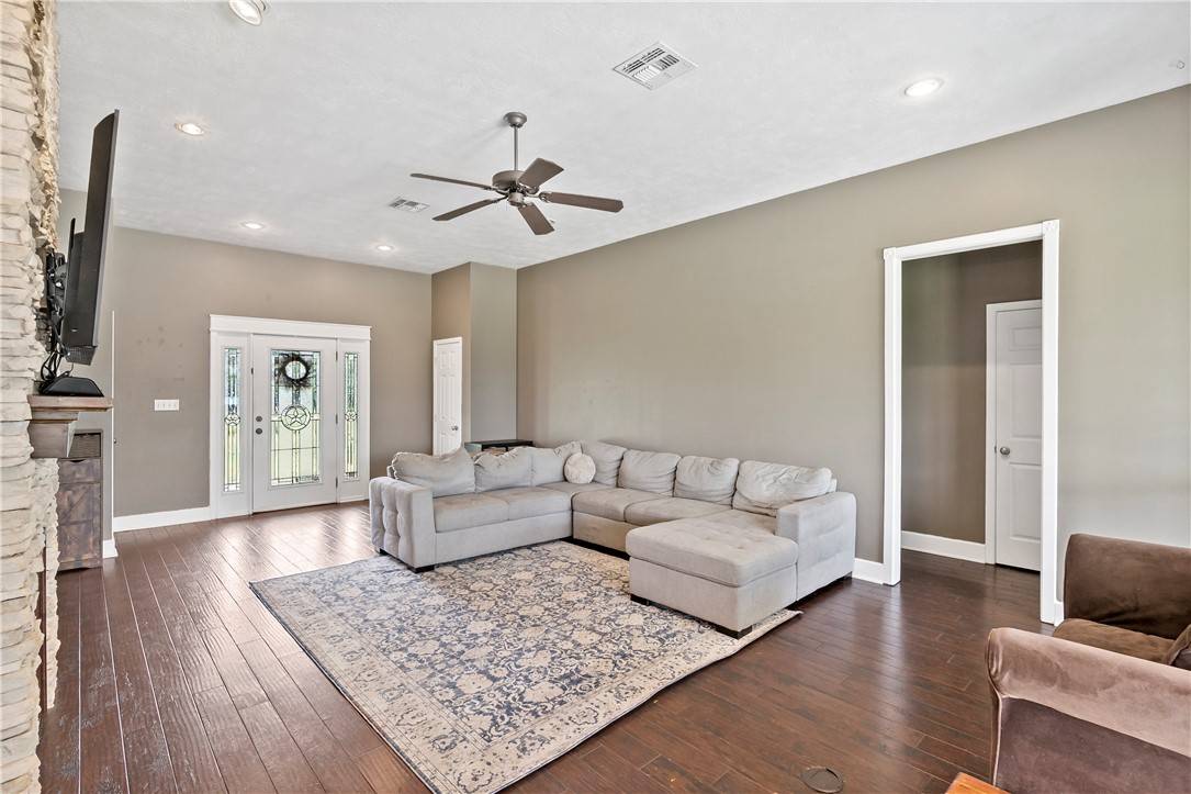 College Station, TX 77845,9913 Hunters RUN