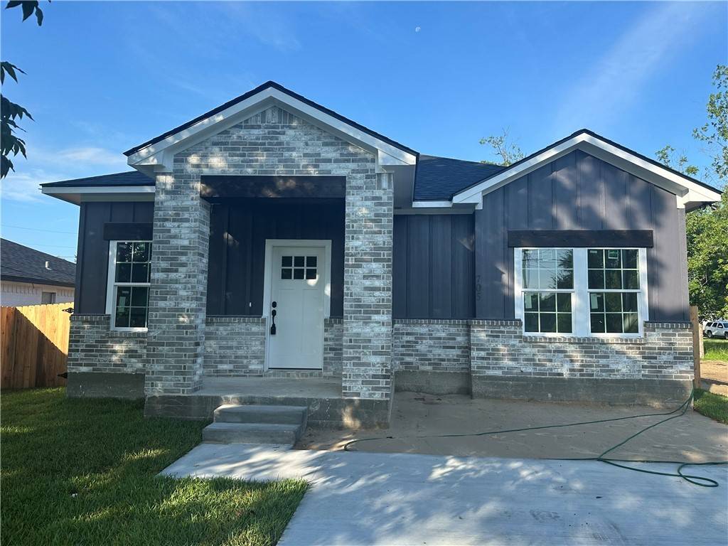 Bryan, TX 77803,705 Waco ST