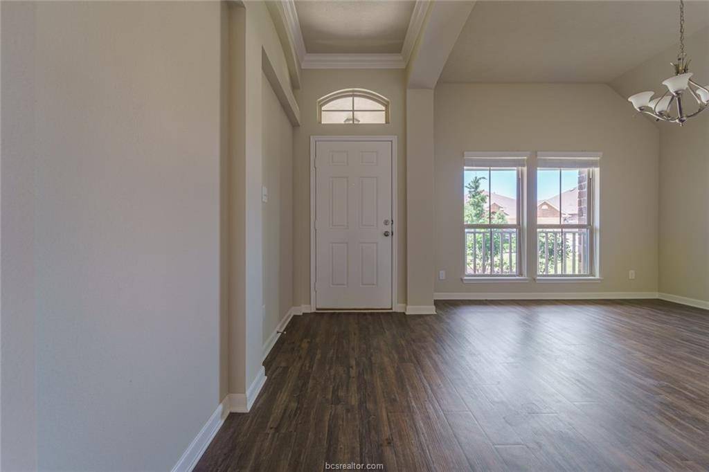 College Station, TX 77845,2521 Kinnersley LN