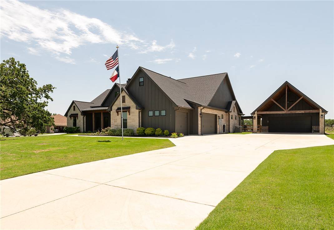 Bryan, TX 77808,7532 Marys WAY