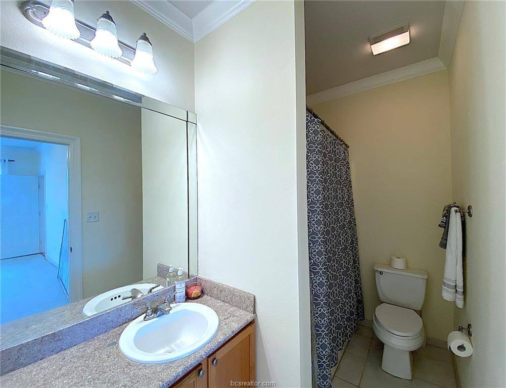 College Station, TX 77840,801 Luther ST W #401