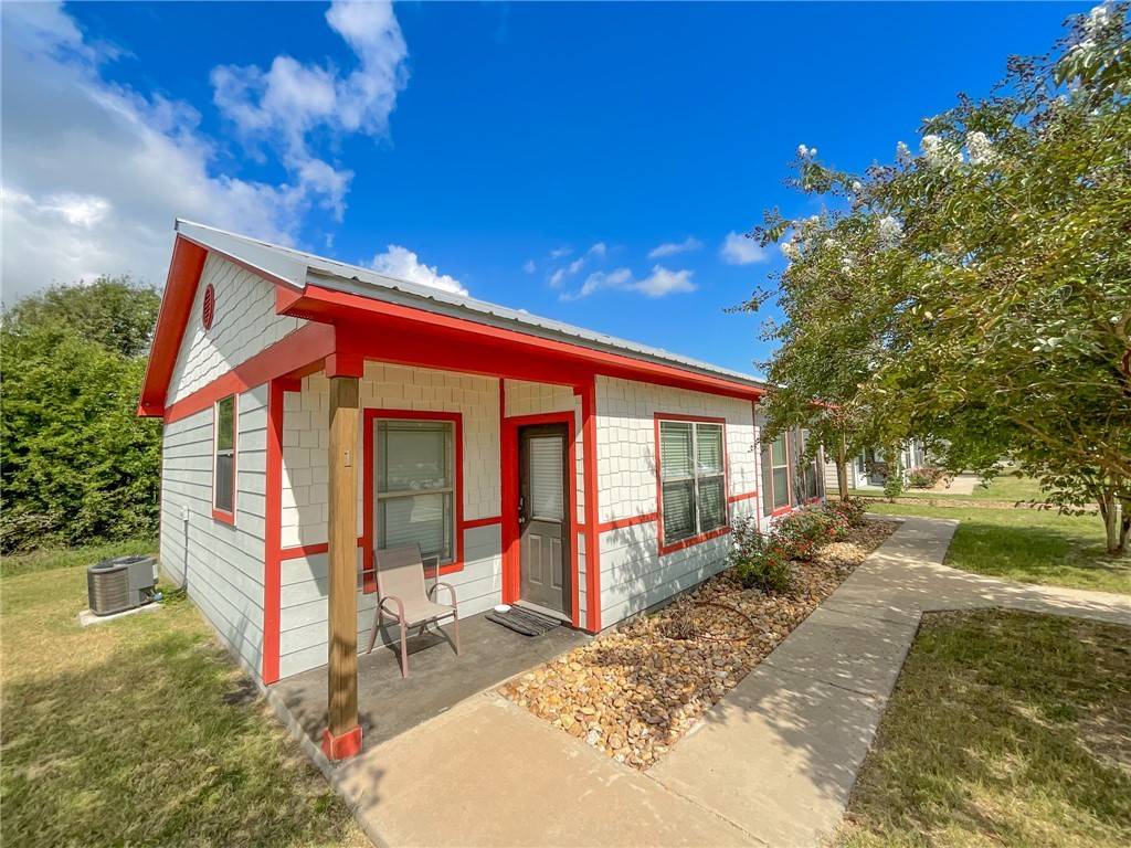 Giddings, TX 78942,785 E. Independence ST