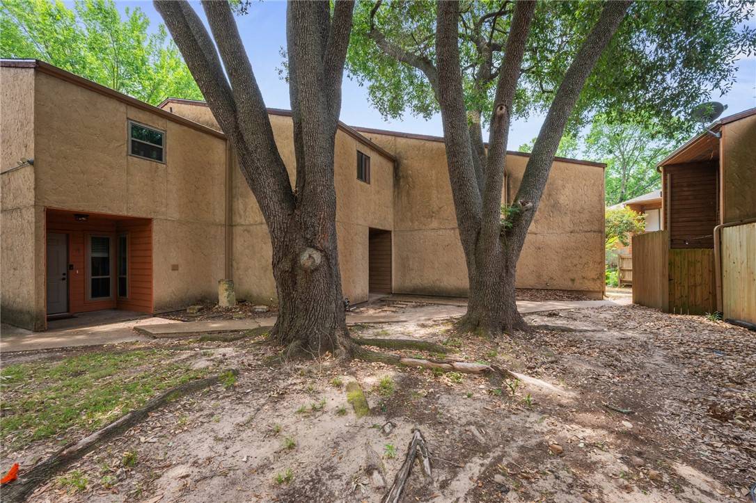 Bryan, TX 77802,4345 Carter Creek #7