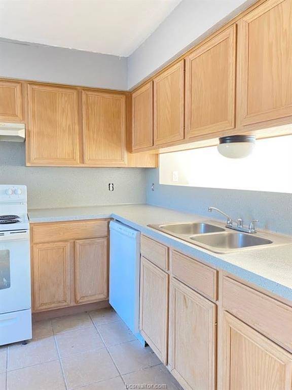 College Station, TX 77845,1405 Summit ST #1