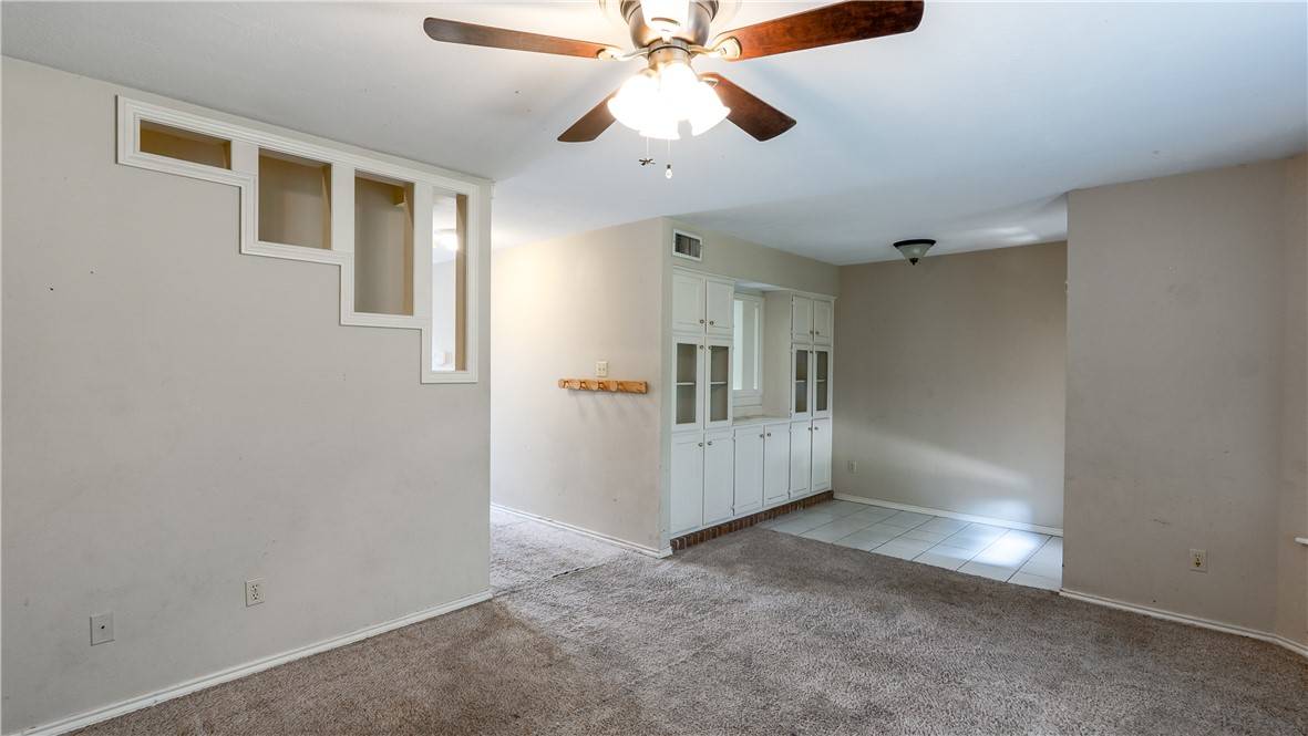 College Station, TX 77845,2400 Longmire DR #204