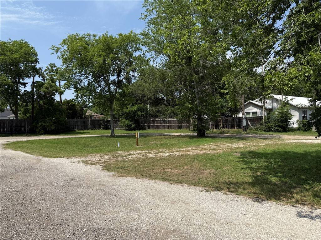 Caldwell, TX 77836,1805 W Highway 21