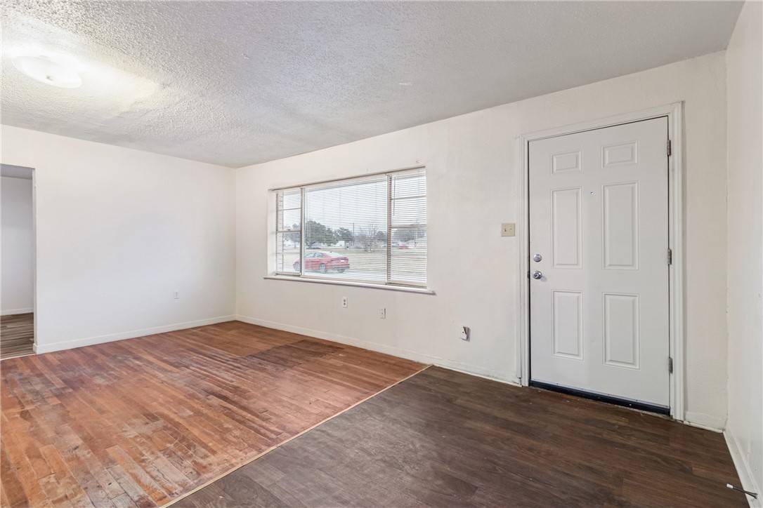 Bryan, TX 77803,900 Columbus AVE